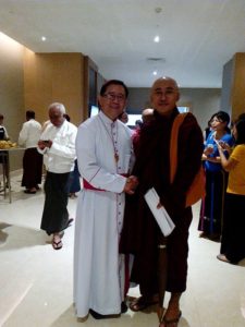 Bishop John Saw Yaw Han (l) and Buddhist dialogue partner