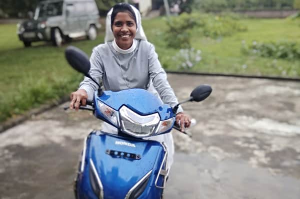 Success Story: A Moped for a Religious Sister in India