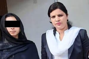 Maira (l) and Ms. Shafique