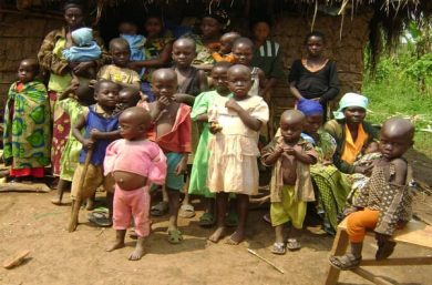 Displaced and refugees in the East of Democratic Republic of Congo. Massacres and displacements are happening for almost 25 years now. The population is the victims of obscur and unkown issues about the mineral ressources and their control. The Catholic Church helps the population and is the only organized opposition, and She is more and more persecuted for that.